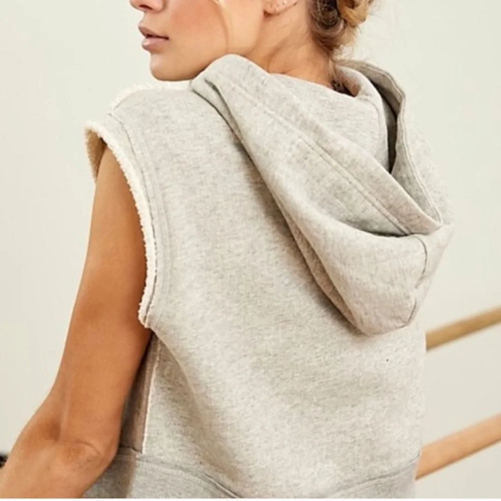 Free People Movement Swoop Crop Sleeveless Hoodie Women’s Medium Grey Athleisure - Picture 2 of 9